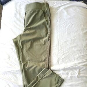 RBX active Brooklyn ankle pant look alike size medium